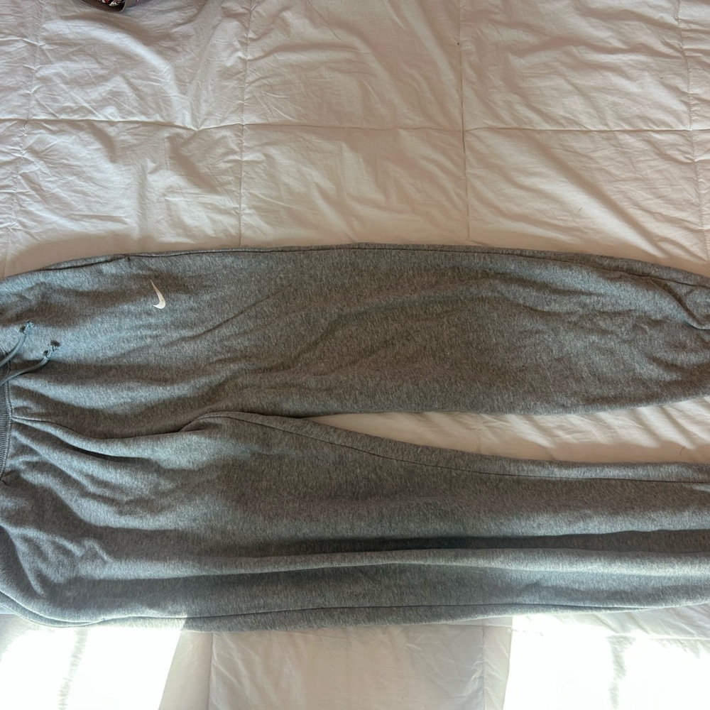 Nike Heather Gray Sweatpants
